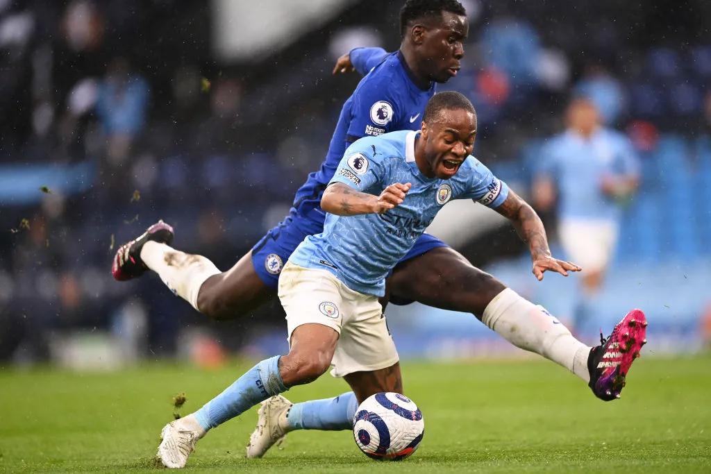 رونالدوالظاهرهالبرازيليأسطورةكرةالقدمالتيلاتُنسى