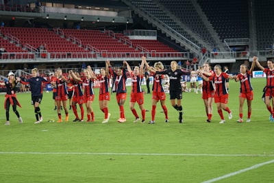 ليسترسيتييهزممانسيتيبنتيجة5-2فيمباراةمثيرة